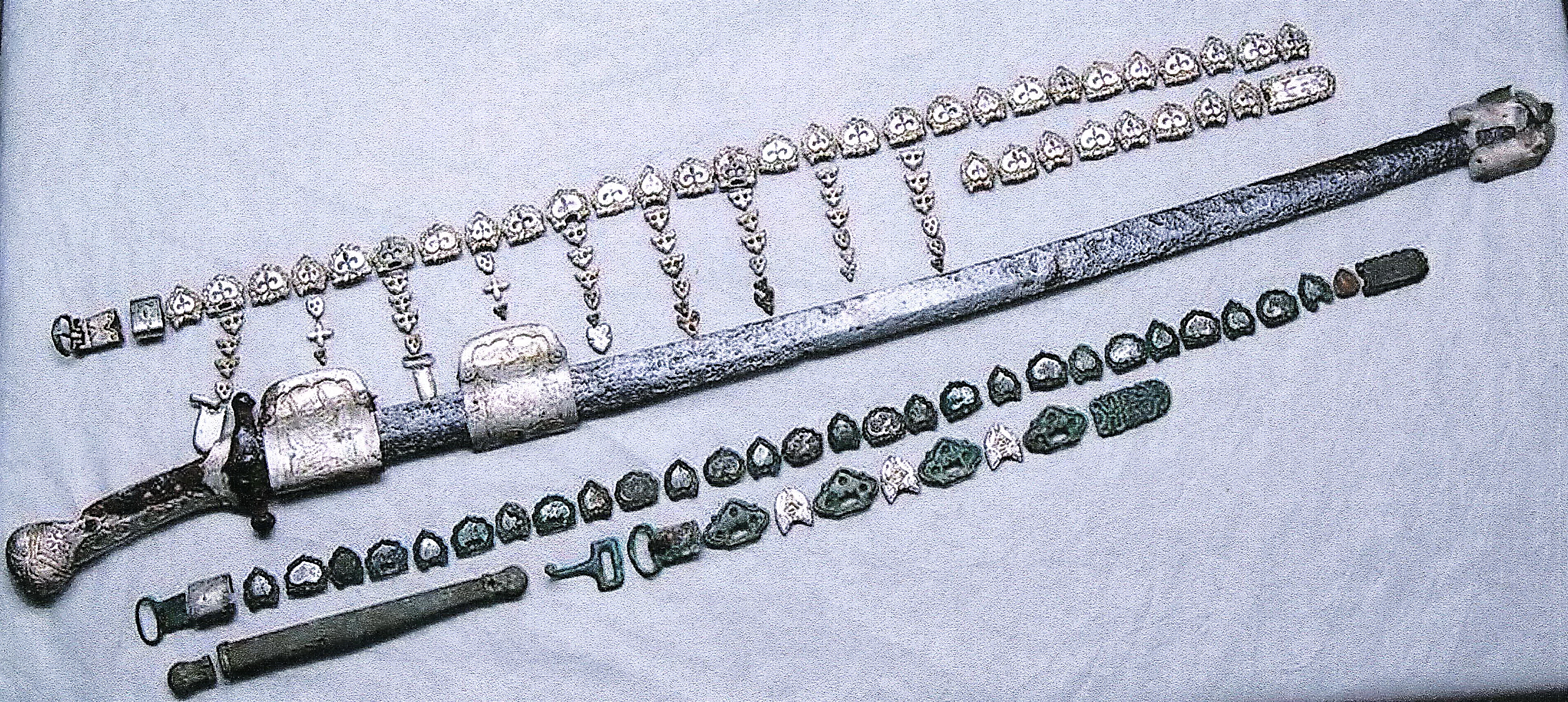 Sabre with silver fittings with floral ornaments